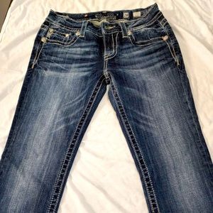 Miss Me Jeans size 28. Inseam 34